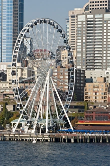 Images Dated 13th September 2012: USA, WA, Seattle. Dramatic downtown waterfront with new Seattle Great Wheel on Pier 57