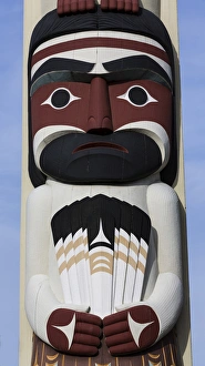 Images Dated 17th March 2015: USA, Washington, Jamestown. Totem art. (PR) Credit as: Don Paulson / Jaynes Gallery