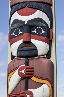 Images Dated 17th March 2015: USA, Washington, Jamestown. Totem art. (PR) Credit as: Don Paulson / Jaynes Gallery