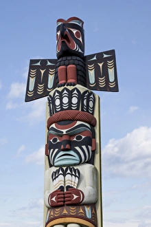 Images Dated 17th March 2015: USA, Washington, Jamestown. Totem art. (PR) Credit as: Don Paulson / Jaynes Gallery