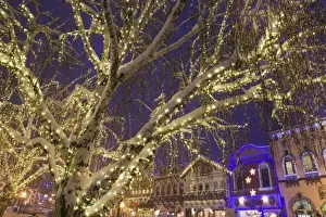 Leavenworth Prints: USA, Washington, Leavenworth. Christmas lights brighten the town for annual holiday festival