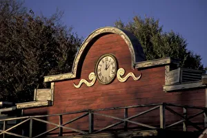 Images Dated 8th June 2004: USA, Washington, Methow Valley, Winthrop. Old West architecture