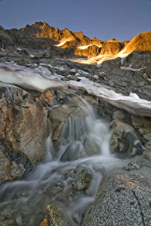 Images Dated 30th August 2007: USA, Washington, North Cascades. Receding glacier beneath Forbidden Peak