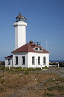 Images Dated 2nd July 2009: USA, Washington, Port Townsend, Point Wilson lighthouse, built 1913, at entrance