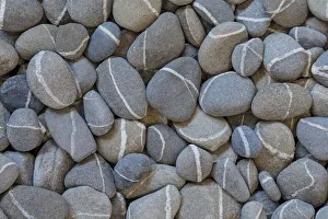 Images Dated 13th March 2017: USA, Washington. Rocks with white stripes