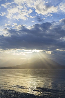Images Dated 18th July 2014: USA, Washington, Seabeck. God rays over Hood Canal
