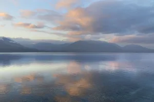 Images Dated 16th December 2016: USA, Washington, Seabeck. Winter sunset on Hood Canal