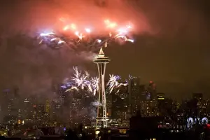 Images Dated 1st January 2010: USA, Washington, Seattle, New Year Celebration at the Space Needle