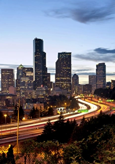 Images Dated 21st August 2011: USA, Washington, Seattle. Seattle skyline at dusk