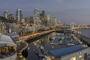 Images Dated 26th September 2012: USA, Washington, Seattle. Skyline and waterfront over Pier 66 Bell Harbor Marina