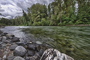 Wide Angle Prints: USA, Washington, Snoqualmie Nationall Forest. Cle Elum River