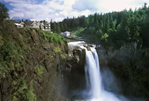Images Dated 11th October 2007: USA, Washington, Snoqualmie, Snoqualmie Falls
