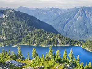 Images Dated 26th July 2019: USA, Washington State. Alpine Lakes Wilderness, Snow Lake