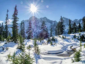 Images Dated 29th June 2023: USA, Washington State, Alpine Lakes Wilderness