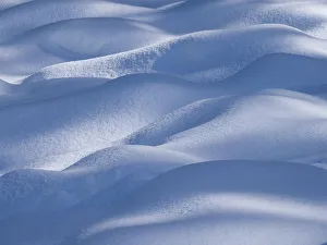 Images Dated 21st July 2022: USA, Washington State, Cle Elum, Kittitas County. Snow mounds in winter
