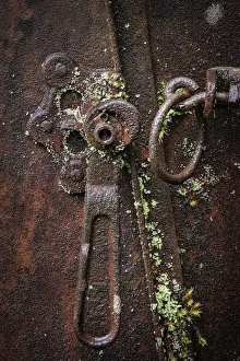 USA, Washington State, Elbe. Rusted metal lever detail