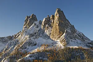 Landscape Prints: USA, Washington State. Liberty Bell Mountain in winter sunrise