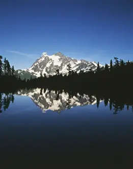 Images Dated 11th February 2013: USA, Washington State, North Cascades National Park, View of Mount Shuksan and Baker lake