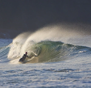 Images Dated 15th February 2009: USA, Washington State, Olympic Coast, La Push. Kayak surfing on sit-on-top kayak. (MR)