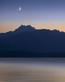 Crescent Prints: USA, Washington State, Seabeck