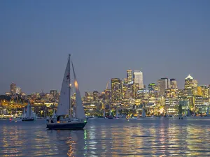 Elliott Bay Prints: Usa, Washington State, Seattle, downtown skyline and boats on Lake Union at dusk
