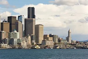 Elliott Bay Prints: USA, Washington State. Seattle waterfront on brilliant day