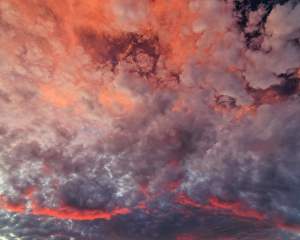 Images Dated 29th September 2023: USA, Washington State. Vivid sunset clouds