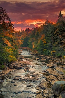 USA, West Virginia, Blackwater Falls State Park. Forest and stream in autumn. Credit as
