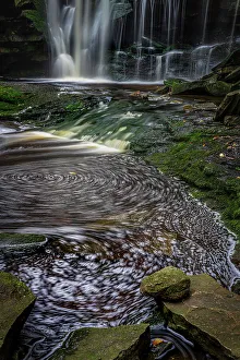 USA, West Virginia, Blackwater Falls State Park. Scenic with waterfall and pool