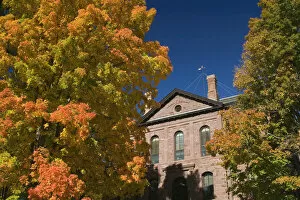 USA-WISCONSIN-Bayfield: Lake Superior Shore- Courthouse / Autumn