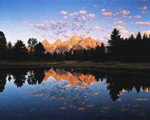 USA, Wyoming, Grand Teton National Park, Grand teton range reflecting in Beaver Pond