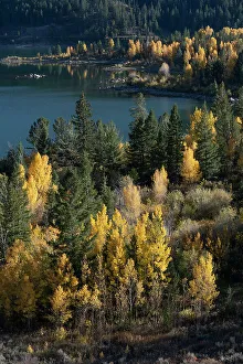 Images Dated 3rd January 2023: USA, Wyoming. Slide Lake, Bridger Teton National Forest