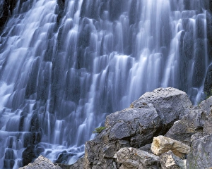 Images Dated 14th May 2013: USA, Wyoming, Yellowstone National Park, Rustic Falls