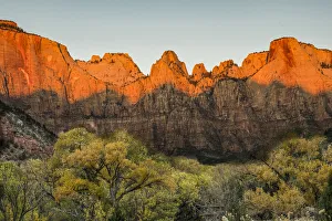 Images Dated 2nd June 2020: USA, Zion National Park, Temples & Towers, sunrise
