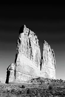 Images Dated 25th January 2024: Utah, Arches National Park. The Organ