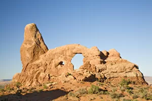 Images Dated 13th April 2006: Utah, Arches NP, Turret Arch