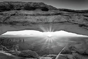 Images Dated 20th June 2023: Utah, Canyonlands National Park, Island in the Sky, sunrise at Mesa Arch
