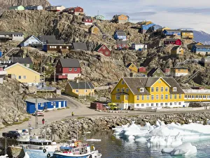 Uummannaq harbor and town, northwest of Greenland, located on an island in the Uummannaq