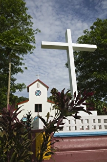 Images Dated 8th October 2007: Vanuatu, Espiritu Santo Island, Luganville. La Roseraie Village Church / Morning