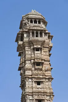 Images Dated 7th November 2006: Victoria Tower in Chittorgarh Fort, Rajasthan, India