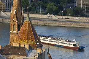 Images Dated 29th June 2007: View of architecture and the Danube River, Buda side of Budapest, Capital of Hungary