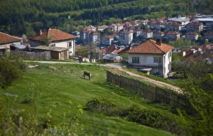 Images Dated 17th April 2007: A view of the Bulgarian country from the Belogradchik Castle Ruins