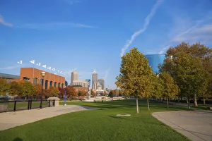 Images Dated 6th September 2021: View of downtown, White River State Park, Indianapolis, Indiana, USA