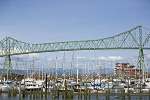Images Dated 23rd April 2007: View of marina and historic Astoria Bridge on the Columbia River. Astoria, Oregon
