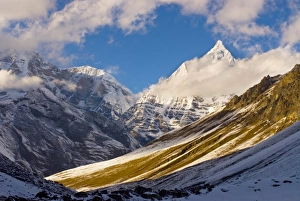 Images Dated 12th November 2006: View of Mount Jichu Drake, Bhutan near Sophu lake, Jhomolari Trek