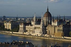 Images Dated 27th June 2007: View of Parliament Buildings along Danube River, Budapest, Capital of Hungary, Europe