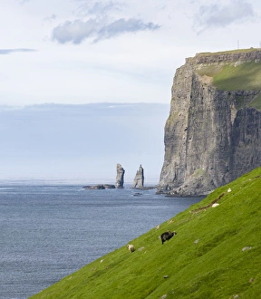 Pillar Prints: View from Streymoy to Eysturoy with the landsmarks Risin and Kellingin