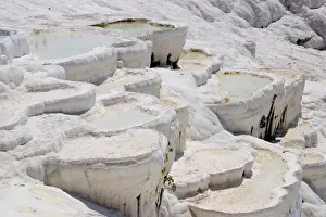 Images Dated 3rd June 2004: View of the travertine rocks, Pamukkale (ancient Hierapolis), Turkey