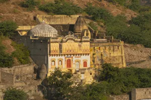 Village beneath the Amber Fort, Jaipur, Rajasthan, India