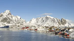 Images Dated 26th February 2017: Village Reine on the island Moskenesoya